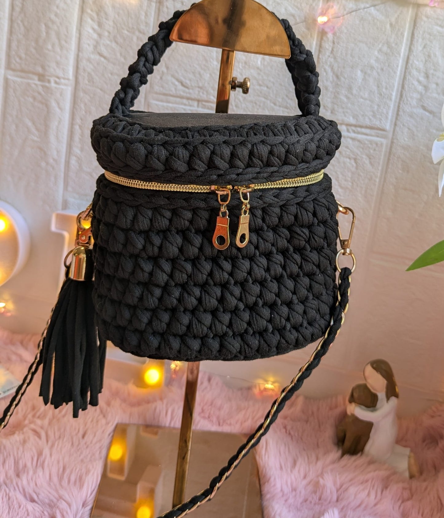 Handmadeblack crochet bag