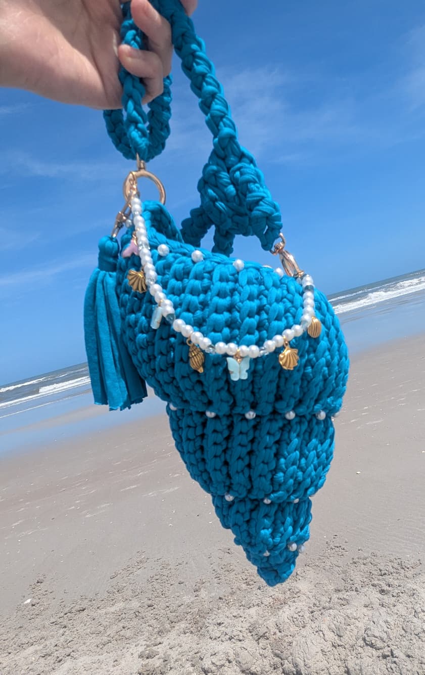 Handmade blue conch crochet bag