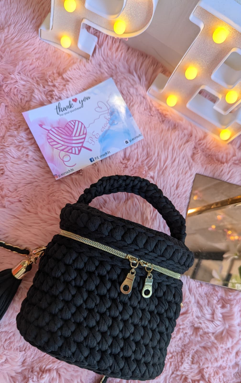 Handmadeblack crochet bag