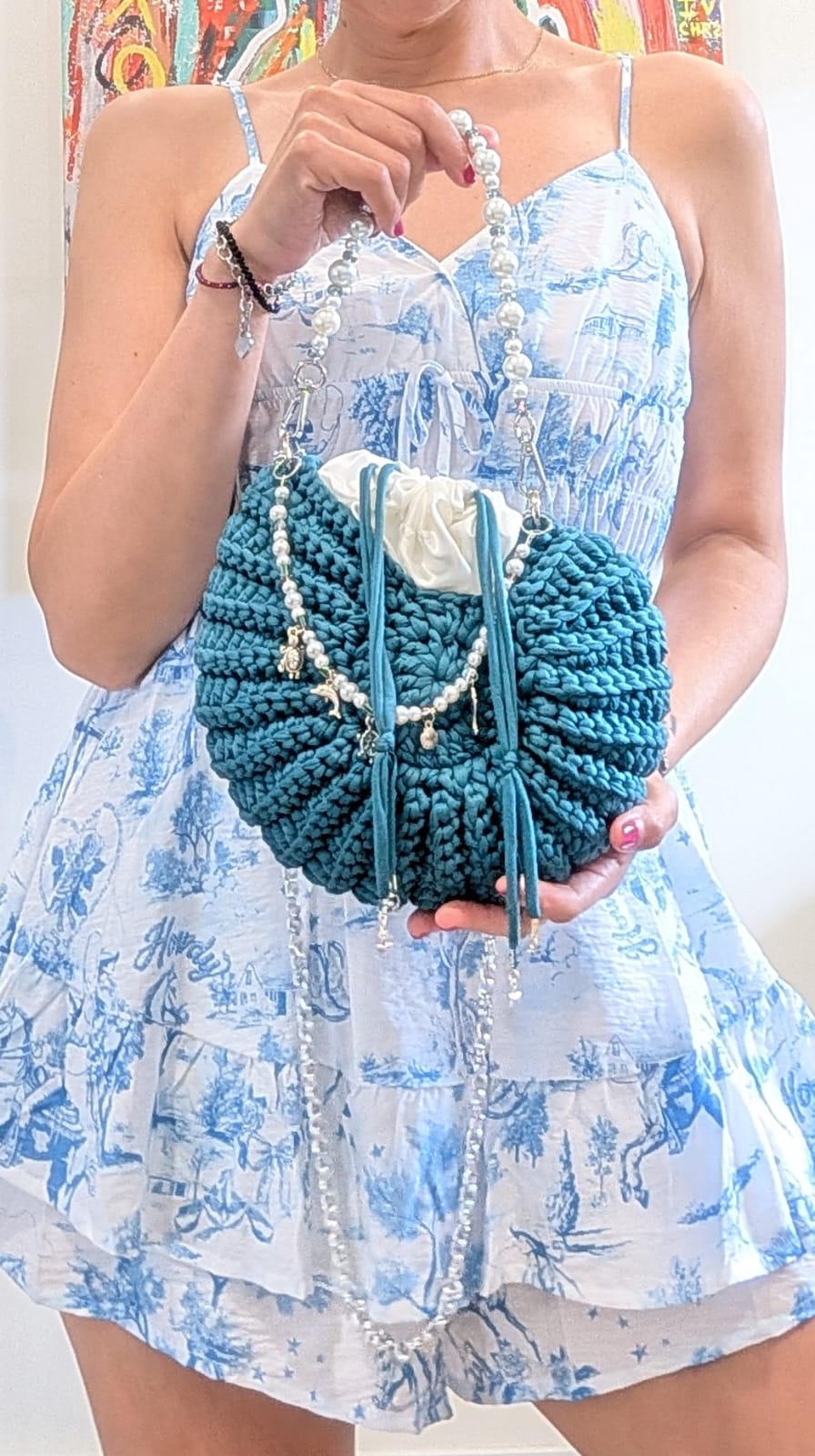 Handmade kelly seashell crochet bag